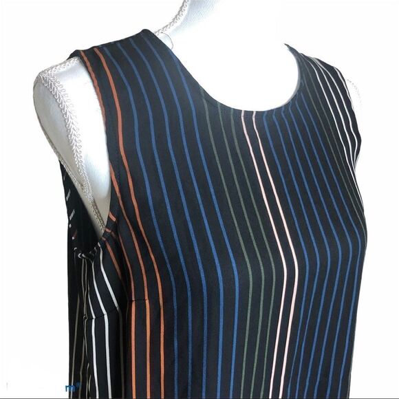 Who What Wear Striped Sleeveless Top Medium - Picture 3 of 5